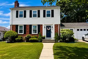 97 Fairfield Rd, Cranston, RI 02910 - Photo 2