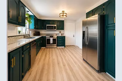 97 Fairfield Road, Cranston, RI 02910 - Photo 6