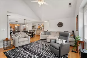 500 Mendon Rd, Cumberland, RI 02864 - Photo 10