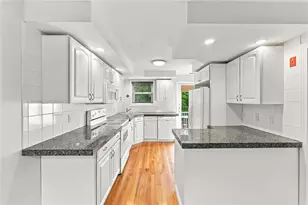 3399 Post Rd, Warwick, RI 02886 - Photo 10