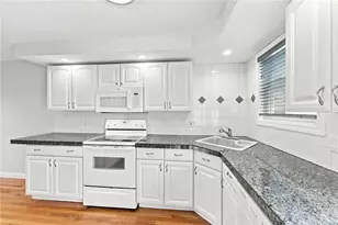 3399 Post Rd, Warwick, RI 02886 - Photo 14