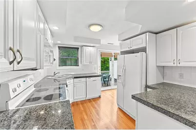 3399 Post Road #13, Warwick, RI 02886 - Photo 12