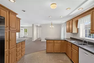 25 Lark Ln, Tiverton, RI 02878 - Photo 18