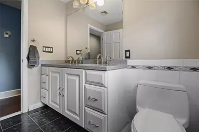 50 Countryside Drive, Cranston, RI 02921 - Photo 32