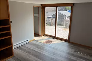 43 Appleton Ave, Pawtucket, RI 02860 - Photo 10
