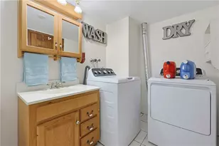 81 Amherst St, Cumberland, RI 02864 - Photo 28