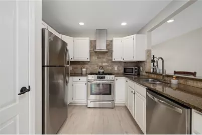 47 King Street #3, East Greenwich, RI 02818 - Photo 8