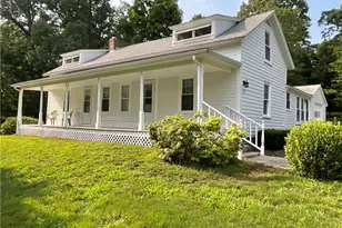 37 Ryefield Rd, Scituate, RI 02831 - Photo 1