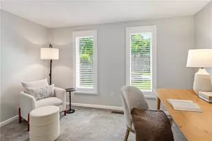 1 Tanglewood Dr, Barrington, RI 02806 - Photo 20