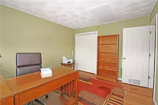 162 Atlantic Dr, Middletown, RI 02842 - Photo 40