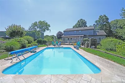 162 Atlantic Drive, Middletown, RI 02842 - Photo 10