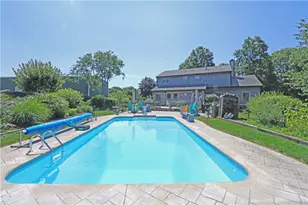 162 Atlantic Dr, Middletown, RI 02842 - Photo 10