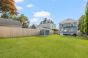 28 Carroll Ave, Newport, RI 02840 - Photo 38