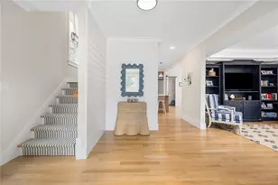 28 Carroll Ave, Newport, RI 02840 - Photo 8
