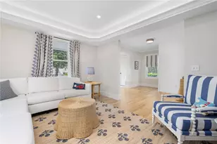 28 Carroll Ave, Newport, RI 02840 - Photo 6