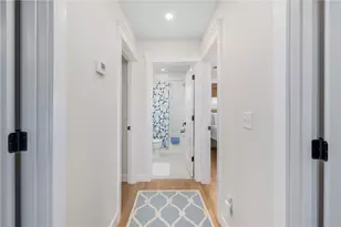 28 Carroll Ave, Newport, RI 02840 - Photo 26