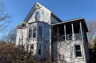 351 County Rd, Barrington, RI 02806 - Photo 18