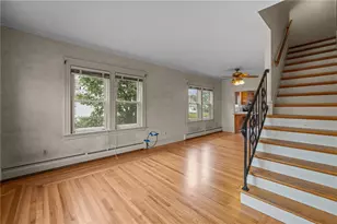 151 Bloomfield St, Pawtucket, RI 02861 - Photo 14