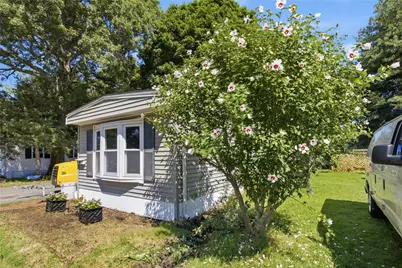 20 Krzak Road, North Kingstown, RI 02852 - Photo 4