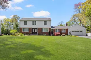 16 Lennon Rd, Lincoln, RI 02865 - Photo 2
