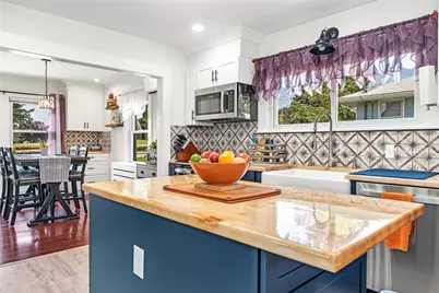 124 Beach Street, Westerly, RI 02891 - Photo 8