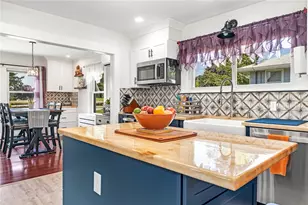 124 Beach St, Westerly, RI 02891 - Photo 8