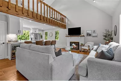 20 Oakridge Drive, Cranston, RI 02921 - Photo 12