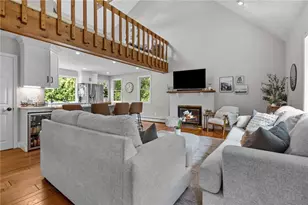 20 Oakridge Dr, Cranston, RI 02921 - Photo 12