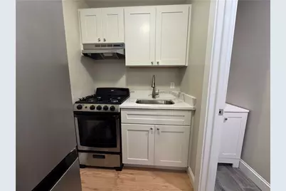 16 Brinley Street #6, Newport, RI 02840 - Photo 6