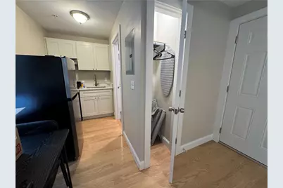 16 Brinley Street #6, Newport, RI 02840 - Photo 4