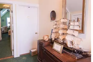54 Malbone Rd, Newport, RI 02840 - Photo 12