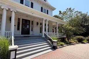 412 Bellevue Ave, Newport, RI 02840 - Photo 2