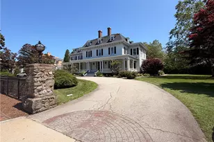 412 Bellevue Ave, Newport, RI 02840 - Photo 4