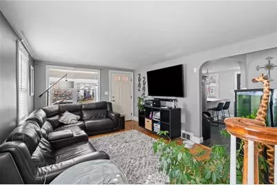 19 Annette Avenue, Pawtucket, RI 02861 - Photo 6