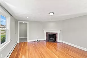36 Newfield Ave, Warwick, RI 02888 - Photo 14