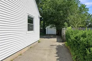 36 Newfield Ave, Warwick, RI 02888 - Photo 36