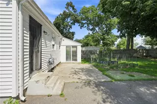 36 Newfield Ave, Warwick, RI 02888 - Photo 44