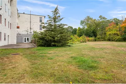 494 Woonasquatucket Avenue #101, North Providence, RI 02911 - Photo 16