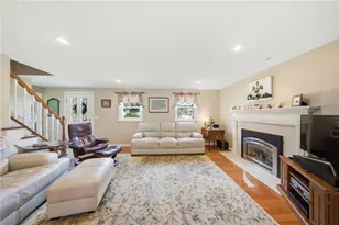 60 Brookwood Rd, South Kingstown, RI 02879 - Photo 10