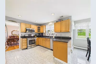 21 Buxton Drive, Cranston, RI 02921 - Photo 12