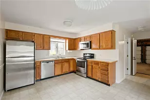 12 Cornell Dr, Portsmouth, RI 02871 - Photo 20