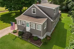 37 Reservoir Rd, Middletown, RI 02842 - Photo 30