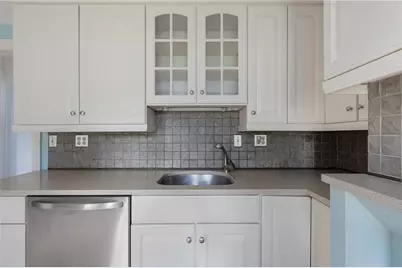 37 Reservoir Road, Middletown, RI 02842 - Photo 14