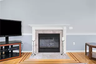 85 Spooner St, Warwick, RI 02886 - Photo 12