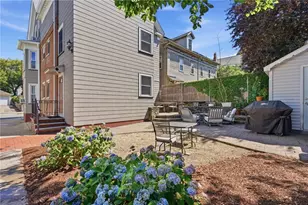 179 Transit St, Providence, RI 02906 - Photo 2