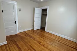 17 Booth Ave, Pawtucket, RI 02861 - Photo 8