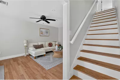 31 Tucker Street, Warwick, RI 02886 - Photo 10