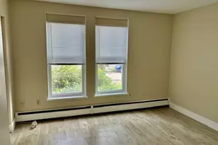 175 Massachusetts Ave, Warwick, RI 02888 - Photo 4