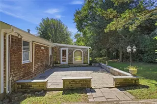 1 Evangeline Ct, Bristol, RI 02809 - Photo 38