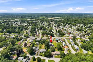 36 Amherst St, Cumberland, RI 02864 - Photo 4